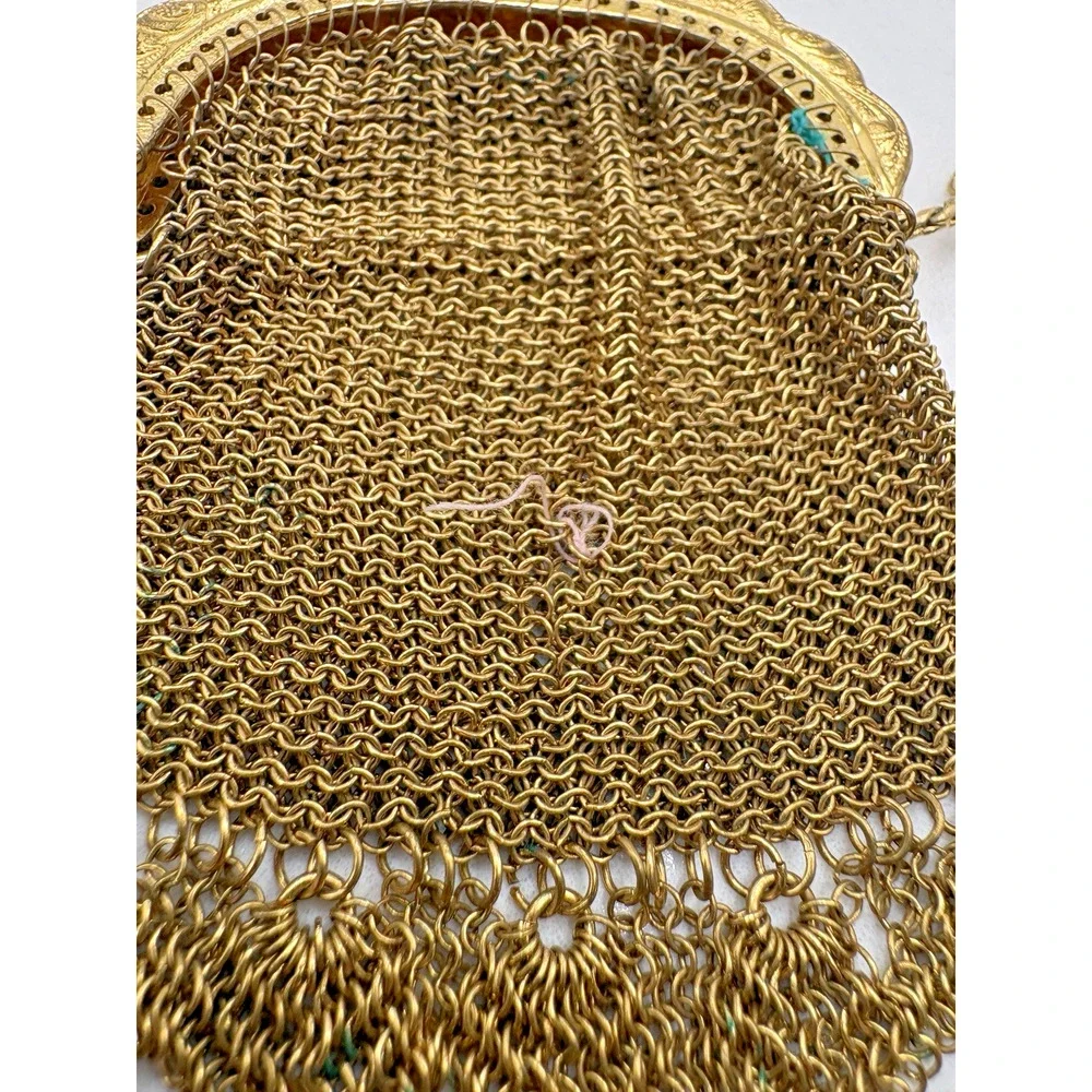 Antique Gilt Chainmail Mesh Coin Purse Evening Bag Vintage Kiss Lock 1940s Gold
